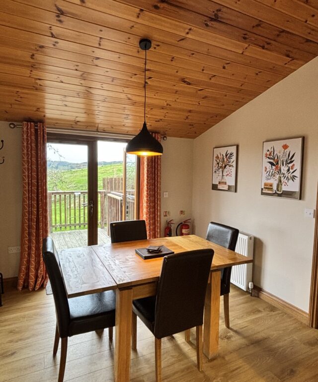 Woodpecker Lodge Dining Area