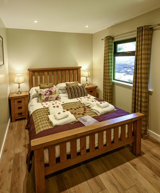 Bluebell Lodge 2 King Size Bedroom