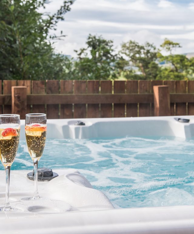 The Granary Private Hot Tub