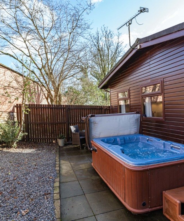 Bluebell Lodge 24 Private Hot Tub to the rear of the Lodge on Private, Enclosed Patio