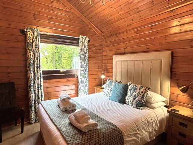 Lady Galloway Lodge 30 Master Ensuite Bedroom