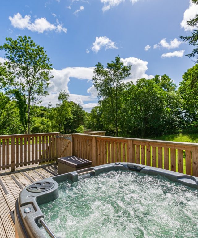 Summer holidays in Scotland with Private Hot Tubs