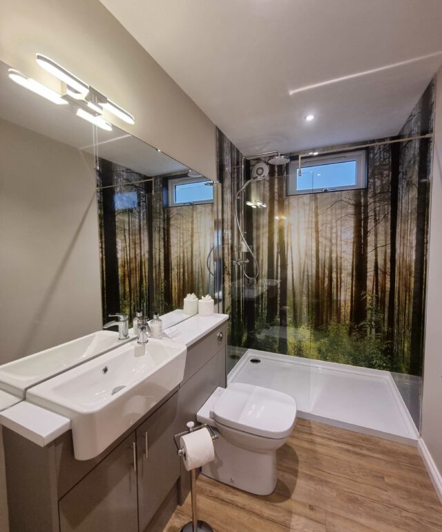 Chestnut Lodge Shower Room