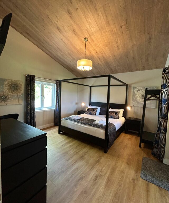 Breckland Lodge 3 Super King Bedroom