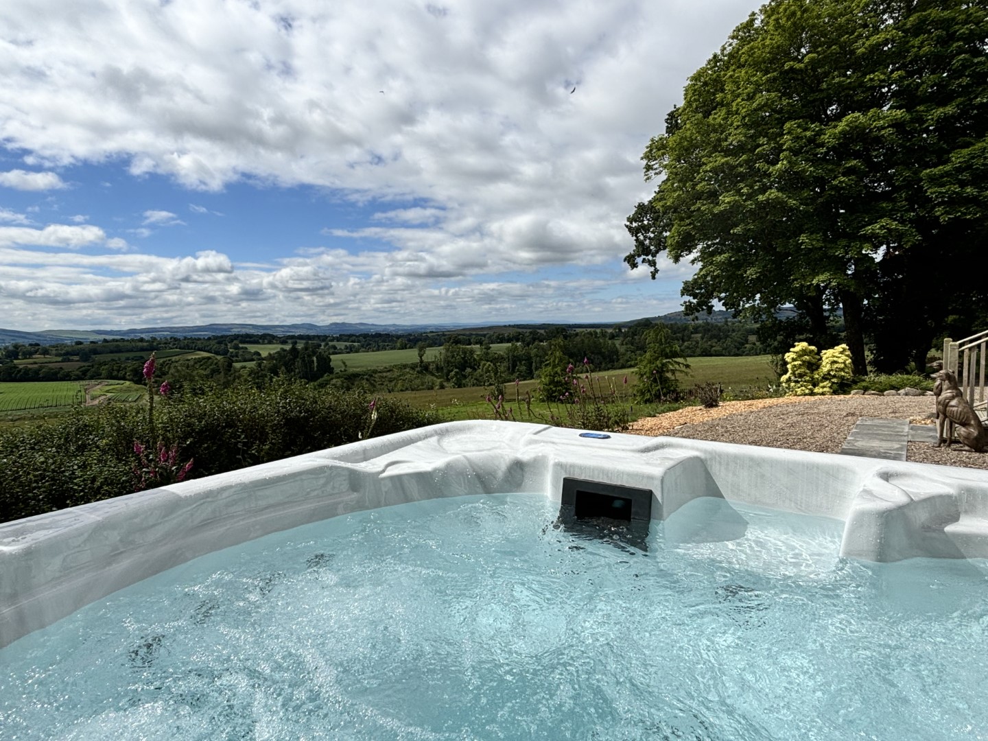 Views for miles from Little Kenny Hot Tub