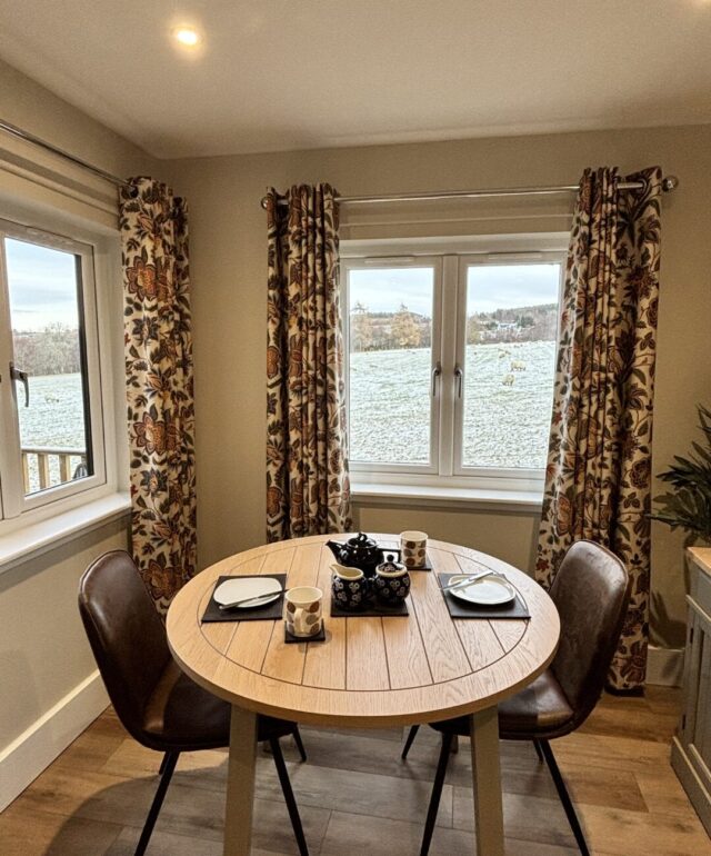 Breckland Lodge 5 Dining Area