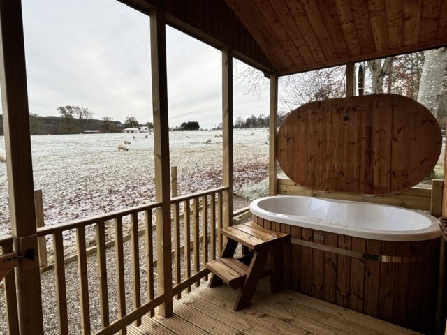 Breckland Lodge 5 Wood Burning Hot Tub