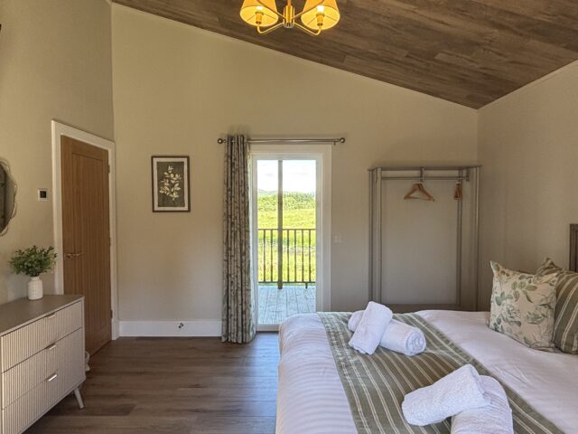 Azalea Lodge 4 Super King Bedroom