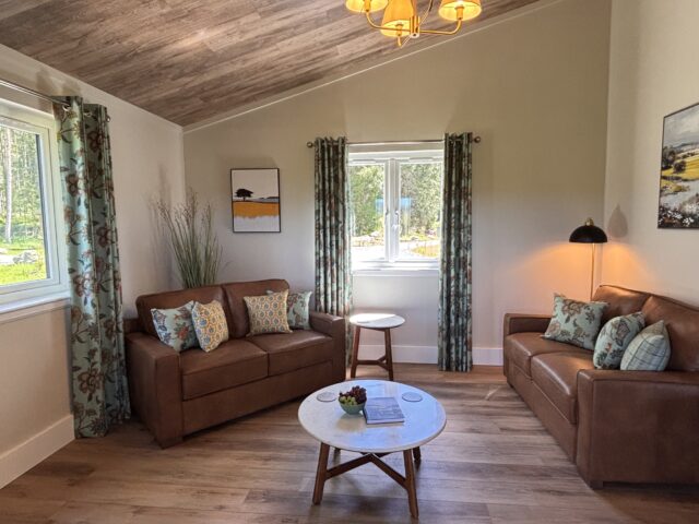Azalea Lodge 5 Open Plan Lounge